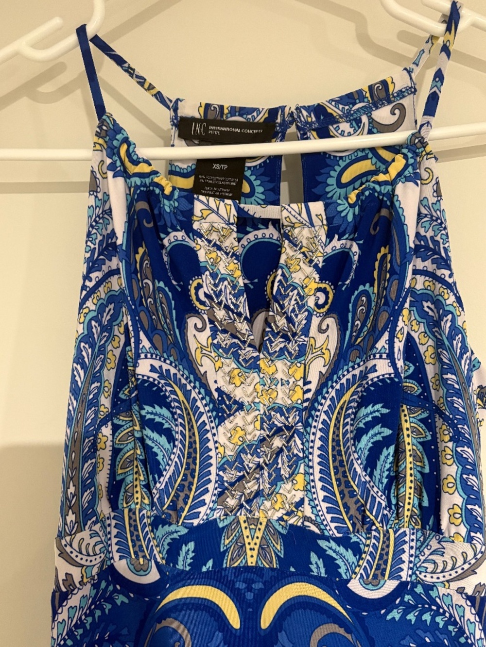 Dress - Picture 2 of 6